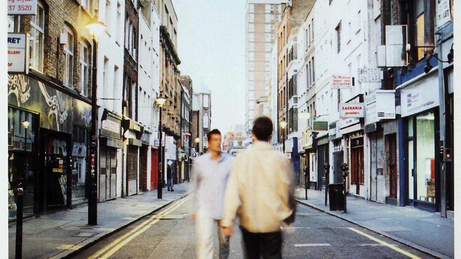 Don't Look Back in Anger — Oasis